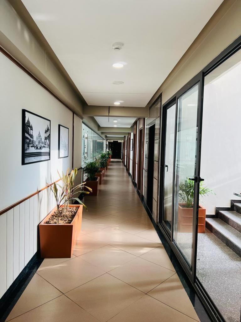 The Lemon Grass Hotel Gandhinagar Exterior foto