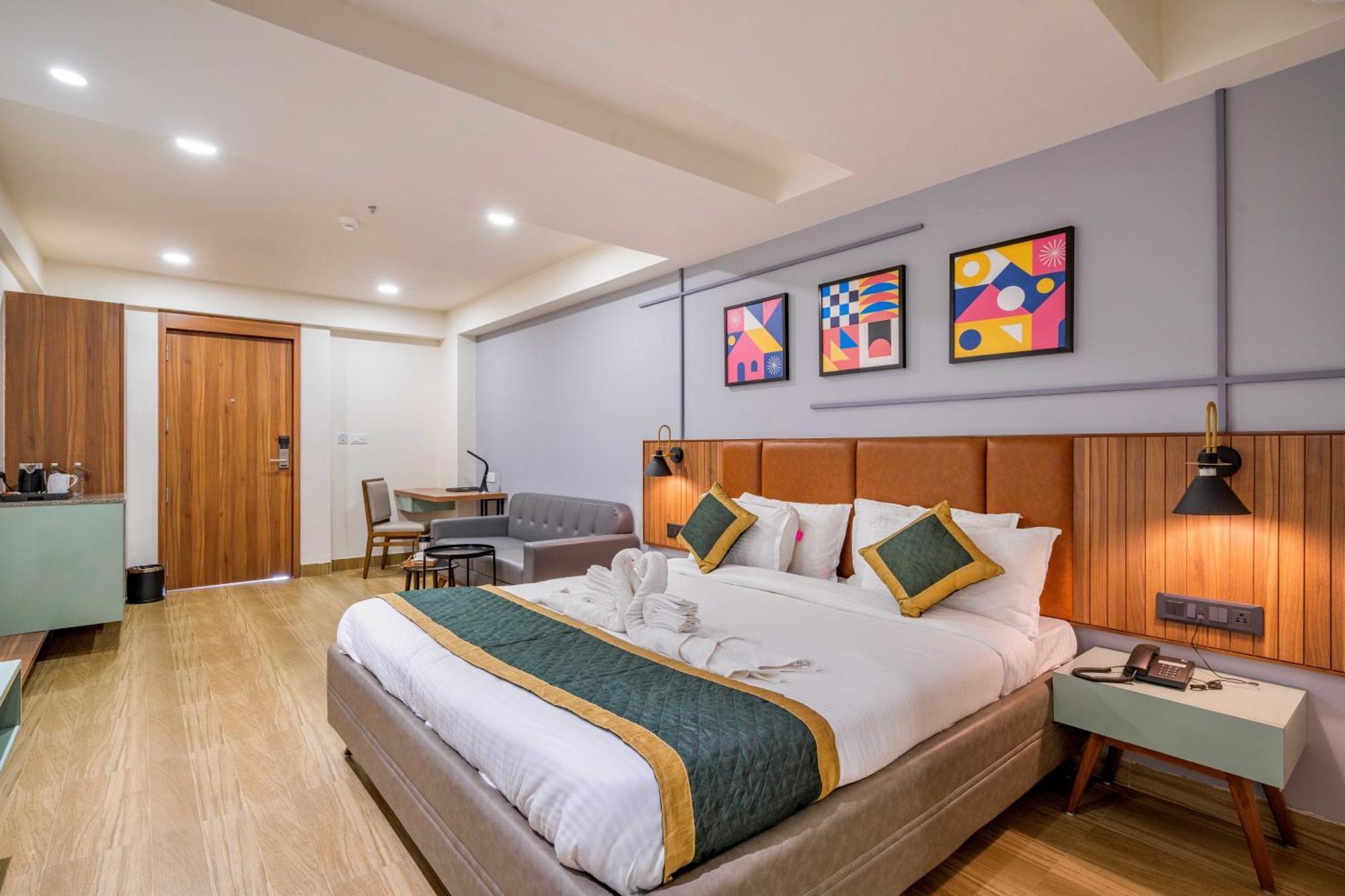 The Lemon Grass Hotel Gandhinagar Exterior foto